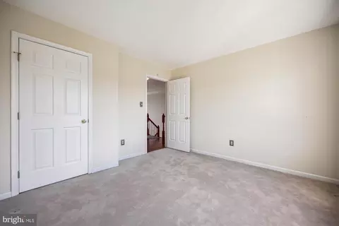 Bedroom - 19507 Conlon Ct, Poolesville, MD 20837 photo 9 of 10