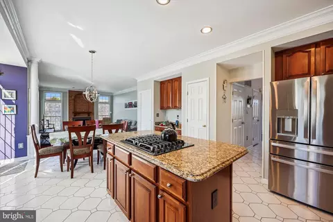 Kitchen - 19507 Conlon Ct, Poolesville, MD 20837 photo 4 of 5