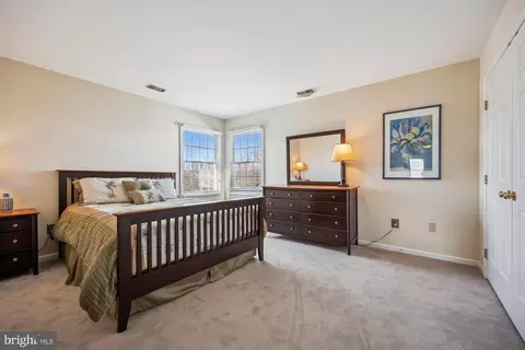 Bedroom - 19507 Conlon Ct, Poolesville, MD 20837 photo 5 of 10