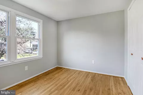 Bedroom - 15320 Baileys Ln, Silver Spring, MD 20906 photo 5 of 6