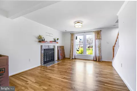 Living - 15320 Baileys Ln, Silver Spring, MD 20906 photo 1 of 5