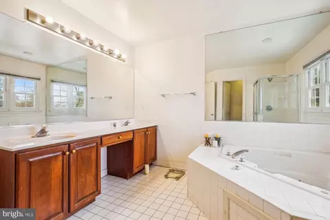 Bath - 1710 Westchester Dr, Silver Spring, MD 20902 photo 2 of 4