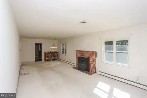 13914 Crest Hill Ln, Silver Spring, MD 20905 photo 9
