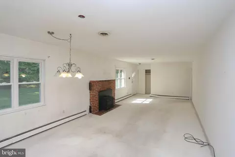13914 Crest Hill Ln, Silver Spring, MD 20905 photo 7