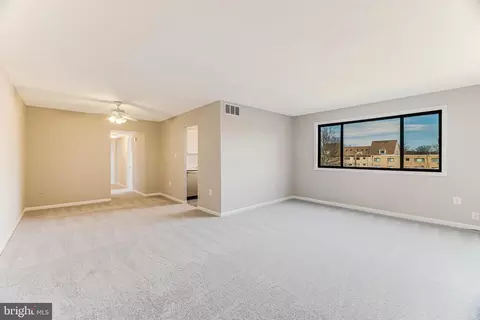 11507 Amherst Ave #202, Silver Spring, MD 20902 photo 4