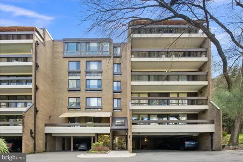 4986 Sentinel Dr #15-401, Bethesda, MD 20816