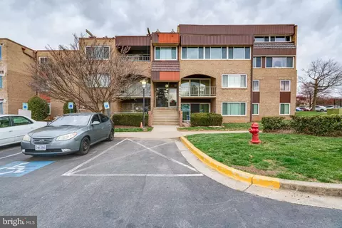 448 Girard St #319/T2, Gaithersburg, MD 20877