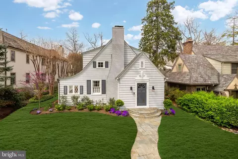 111 Oxford St, Chevy Chase, MD 20815