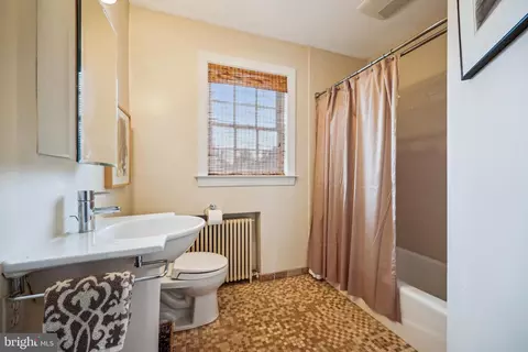 Bath - 9014 Fairview Rd, Silver Spring, MD 20910 photo 4 of 6