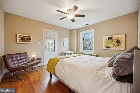 Bedroom - 9014 Fairview Rd, Silver Spring, MD 20910 photo 5 of 8