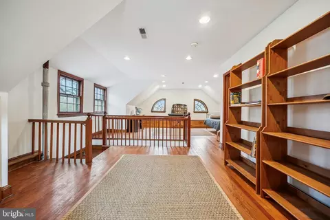 Entry Way - 9014 Fairview Rd, Silver Spring, MD 20910 photo 13 of 17