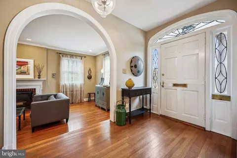 Entry Way - 9014 Fairview Rd, Silver Spring, MD 20910 photo 2 of 17