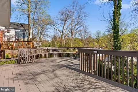 Exterior - 122 Hamilton Ave, Silver Spring, MD 20901 photo 5 of 10