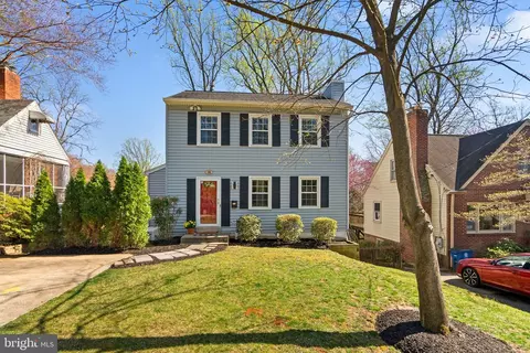 Exterior - 122 Hamilton Ave, Silver Spring, MD 20901 photo 3 of 10