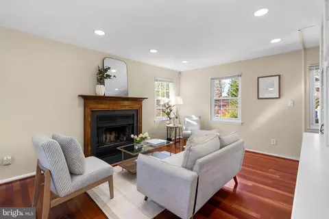 Living - 122 Hamilton Ave, Silver Spring, MD 20901 photo 3 of 6
