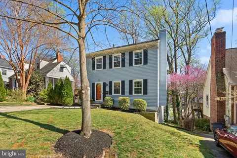 Exterior - 122 Hamilton Ave, Silver Spring, MD 20901 photo 4 of 10