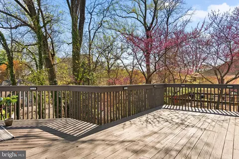 Exterior - 122 Hamilton Ave, Silver Spring, MD 20901 photo 6 of 10