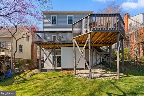 Exterior - 122 Hamilton Ave, Silver Spring, MD 20901 photo 9 of 10