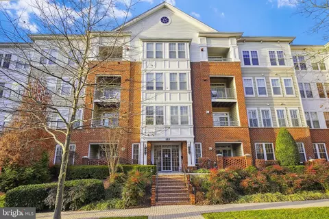 503 King Farm Blvd #307, Rockville, MD 20850