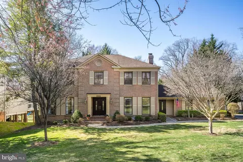 8904 Liberty Ln, Potomac, MD 20854