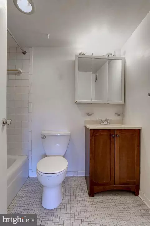 Bath - 8830 Piney Branch Rd #208, Silver Spring, MD 20903 photo 2 of 2