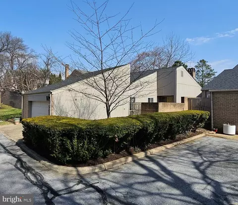 19117 Brooke Grove Ct, Gaithersburg, MD 20886