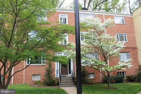 10408 Montrose Ave #10408, Bethesda, MD 20814
