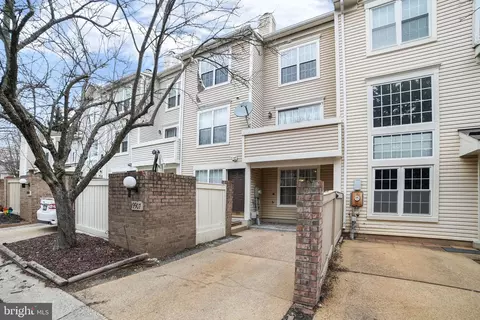 19907 Drexel Hill Cir, Gaithersburg, MD 20886