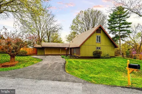 3020 Quail Hollow Ter, Brookeville, MD 20833