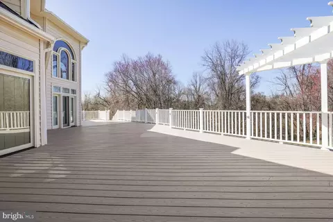 16612 Harbour Town Dr, Ashton, MD 20861 photo 3