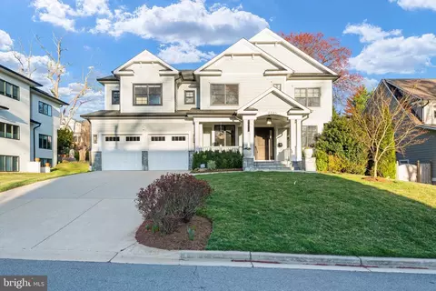 8505 Rayburn Rd, Bethesda, MD 20817