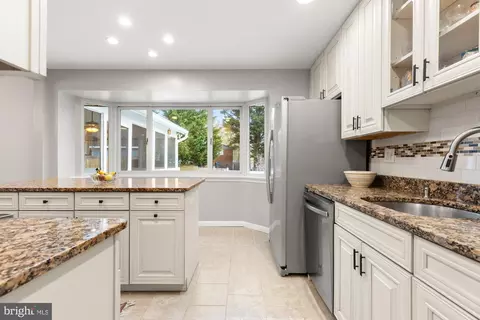 2407 Harmon Rd, Silver Spring, MD 20902 photo 14