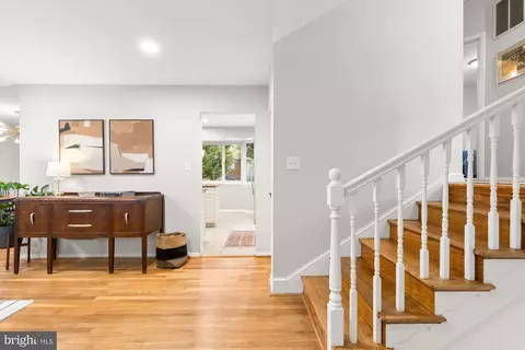 2407 Harmon Rd, Silver Spring, MD 20902 photo 3
