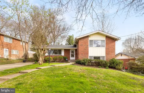 2407 Harmon Rd, Silver Spring, MD 20902 photo 2