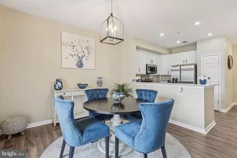 531 Lawson Way #108, Rockville, MD 20850