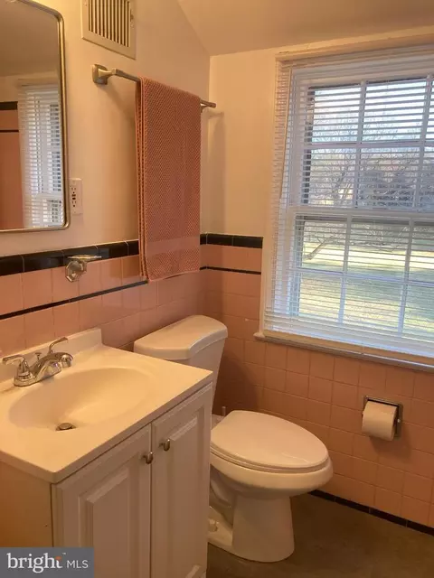 610 Orchard Way, Silver Spring, MD 20904 photo 32