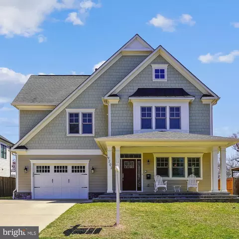 9203 Shelton St, Bethesda, MD 20817