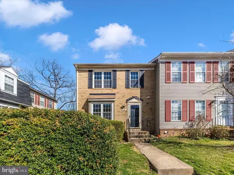 29 Cherry Bend Ct, Germantown, MD 20874