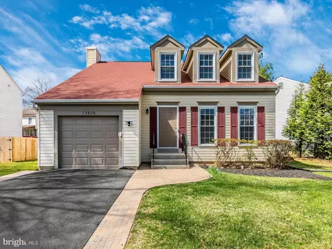 13820 Mustang Hill Ln, Gaithersburg, MD 20878