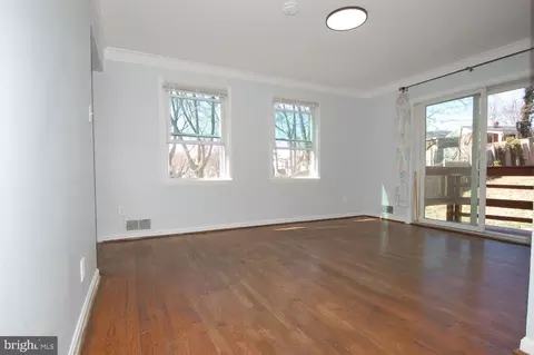 Living - 3113 Henderson Ave, Silver Spring, MD 20902 photo 7 of 8