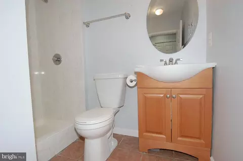Bath - 3113 Henderson Ave, Silver Spring, MD 20902 photo 2 of 3