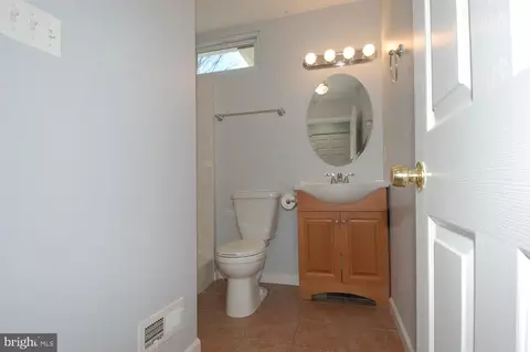 Bath - 3113 Henderson Ave, Silver Spring, MD 20902 photo 1 of 3