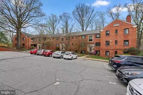 8720 Manchester Rd #4, Silver Spring, MD 20901