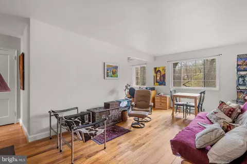 8720 Manchester Rd #4, Silver Spring, MD 20901 photo 4