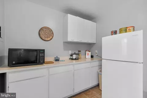 8720 Manchester Rd #4, Silver Spring, MD 20901 photo 12