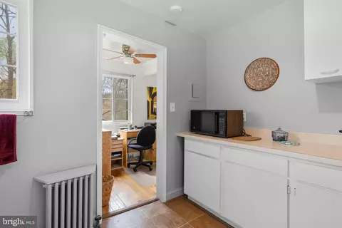 8720 Manchester Rd #4, Silver Spring, MD 20901 photo 10
