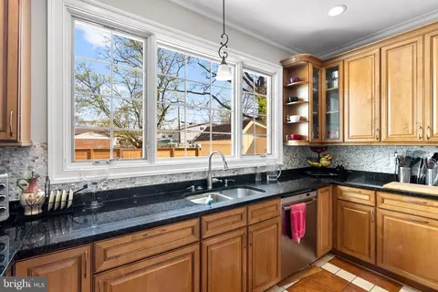 Kitchen - 13131 Holdridge Rd, Silver Spring, MD 20906 photo 6 of 7