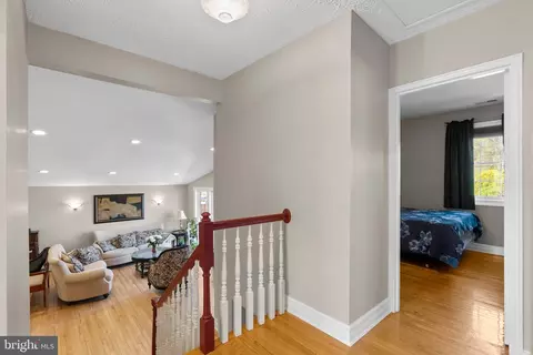 Entry Way - 13131 Holdridge Rd, Silver Spring, MD 20906 photo 4 of 6