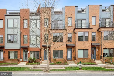 16206 Decker Pl, Derwood, MD 20855