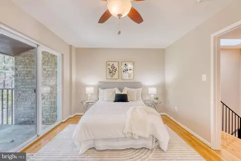 9238 Three Oaks Dr, Silver Spring, MD 20901 photo 16